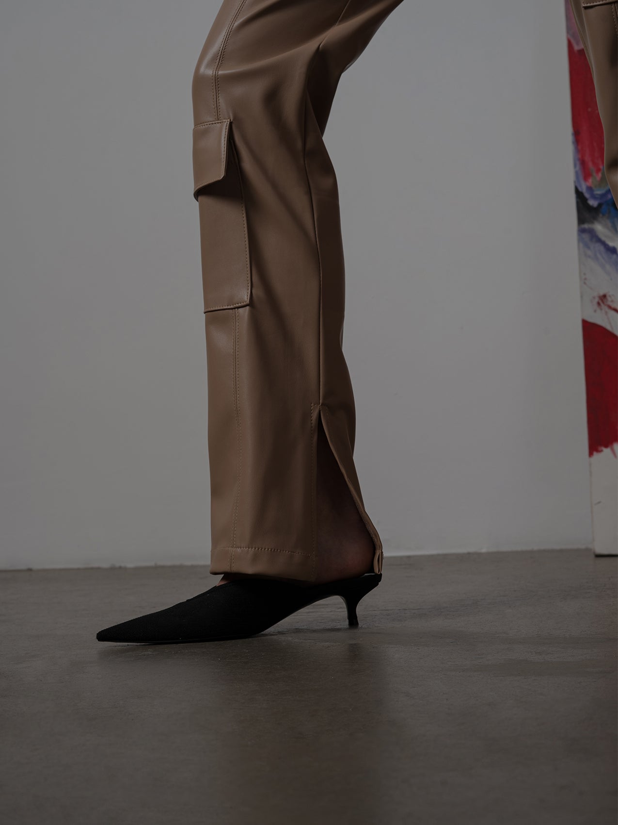 MAURA in Leather Beige