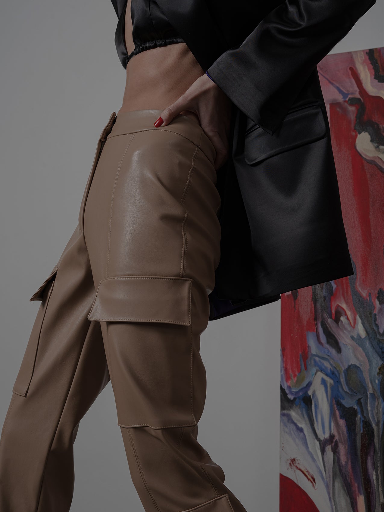 MAURA in Leather Beige